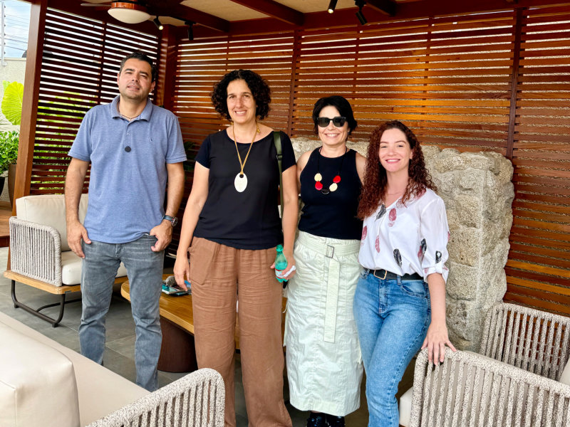 Cobrire Palestra Alice Izume 04