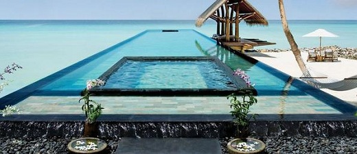 iscina_do_hotel_OneOnly_Reethi_Rah_nas_Maldivas